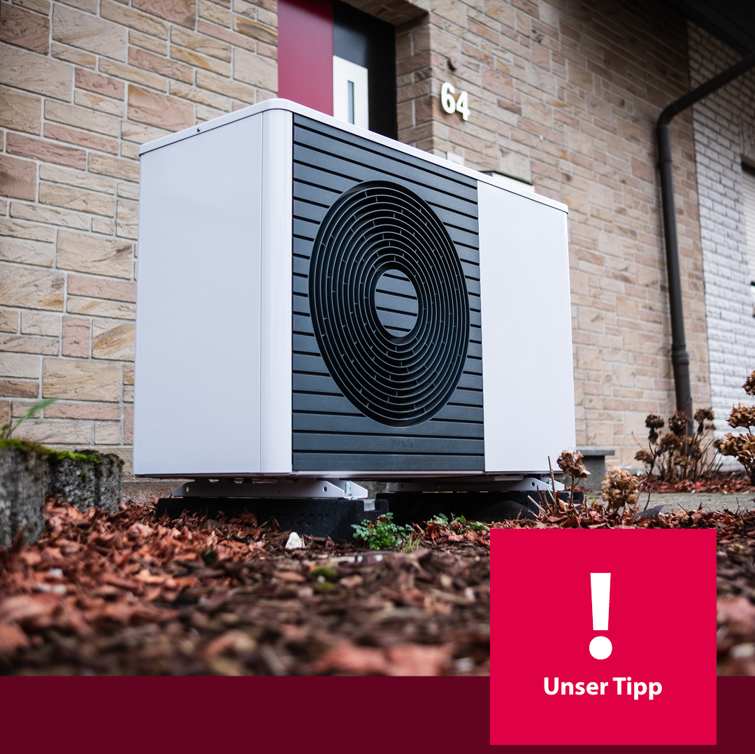 #DeinXtra | Bild zeigt Vater mit Sohn auf dem Rücken, beide lächelnd. | © Getty Images: Westend61